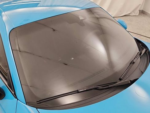 Used 2020 Porsche 718 Cayman GT4 RWD image 28