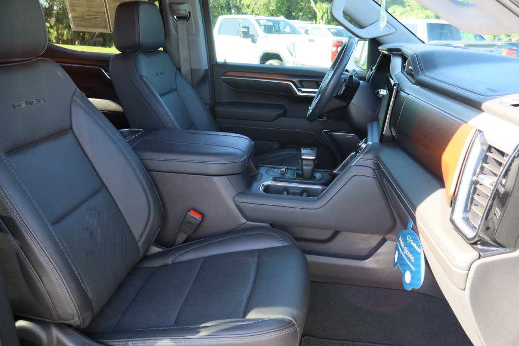 Certified 2024 GMC Sierra 1500 Denali w/ Denali Reserve Package AWD/4WD image 30