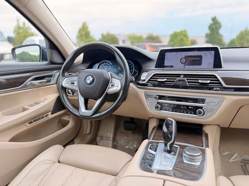 Used 2016 BMW 750i xDrive AWD/4WD image 55