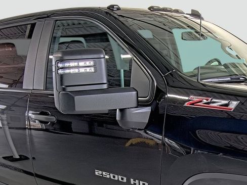New 2026 Chevrolet Silverado 2500 Custom w/ Custom Value Package AWD/4WD image 15