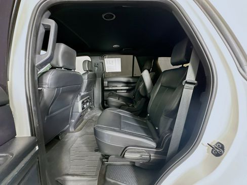 Used 2020 Ford Expedition XLT w/ Equipment Group 202A image 28