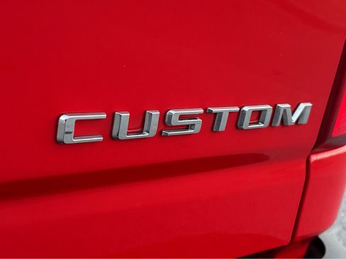 Used 2024 Chevrolet Silverado 2500 Custom w/ Custom Value Package image 20