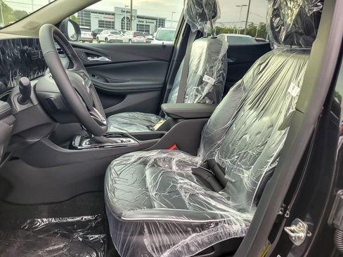New 2026 Buick Encore GX Avenir w/ Avenir Technology Package AWD/4WD image 9