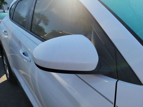 Used 2020 Hyundai Tucson SE image 10