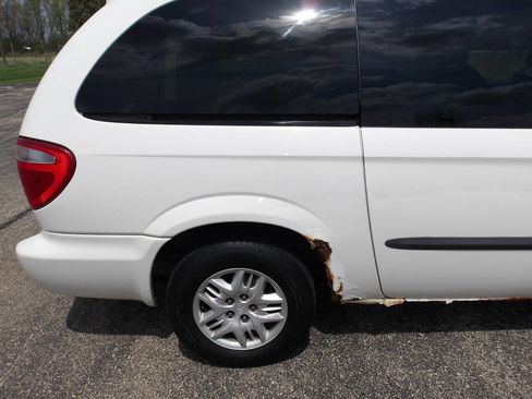 Used 2003 Dodge Grand Caravan Sport image 30