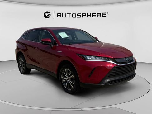 Used 2021 Toyota Venza LE image 12