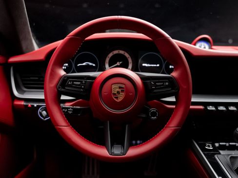Used 2023 Porsche 911 Carrera S RWD image 44