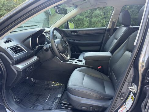 Used 2019 Subaru Outback 2.5i Limited AWD/4WD image 9