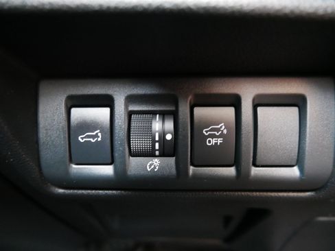 Used 2020 Subaru Outback Limited AWD/4WD image 29