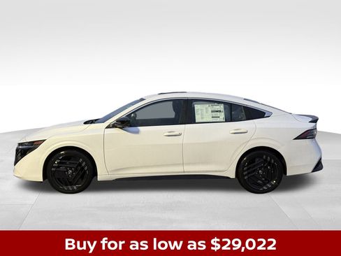 New 2026 Nissan Sentra SR w/ SR Premium Package FWD image 2