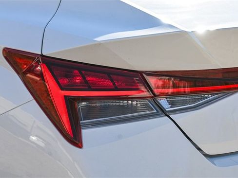 New 2026 Hyundai Elantra Limited image 9