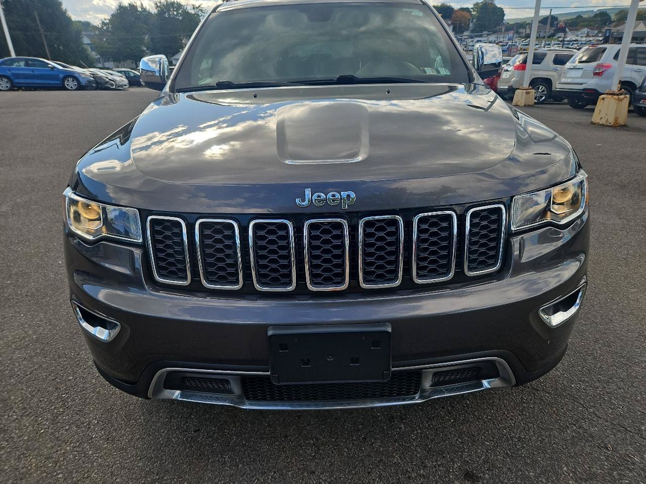 Used 2021 Jeep Grand Cherokee Limited AWD/4WD image 8