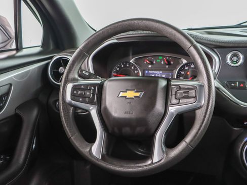 Used 2022 Chevrolet Blazer LT FWD image 12