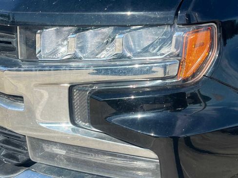 Used 2020 Chevrolet Silverado 1500 LT w/ Texas Edition image 10