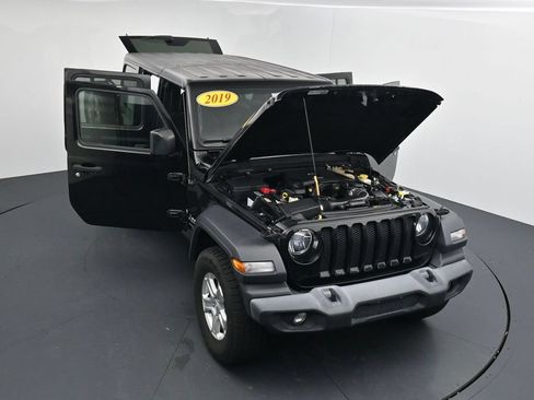 Used 2019 Jeep Wrangler Unlimited Sport S AWD/4WD image 39