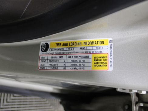 Used 2014 Buick LaCrosse Leather w/ Driver Confidence Package image 34