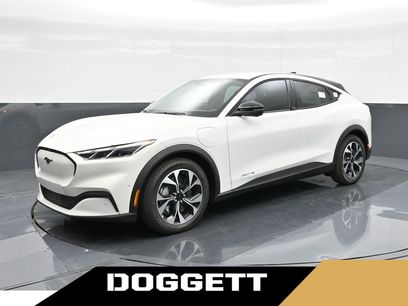 New 2024 Ford Mustang Mach-E Select w/ Comfort Package Lite