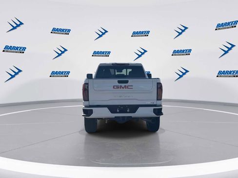 New 2026 GMC Sierra 2500 AT4 image 7