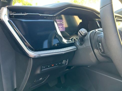 Used 2025 Jeep Wagoneer S Limited image 20