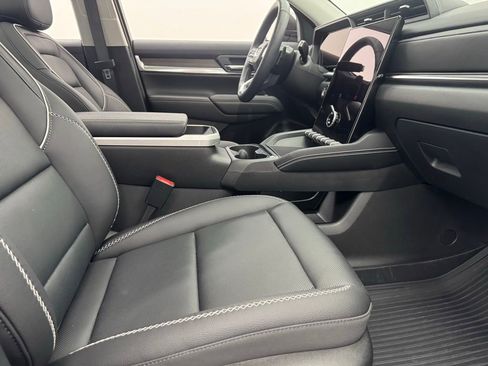 Used 2026 GMC Terrain Denali image 35