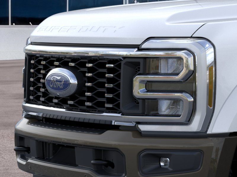 New 2026 Ford F450 King Ranch w/ FX4 Off-Road Package AWD/4WD image 17