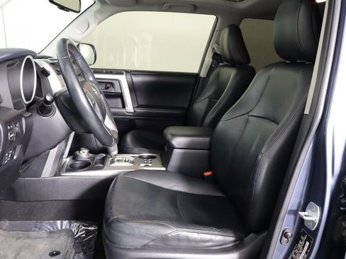 Used 2013 Toyota 4Runner Limited AWD/4WD image 7