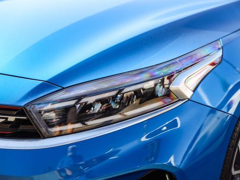 Used 2023 Kia Forte GT FWD image 10
