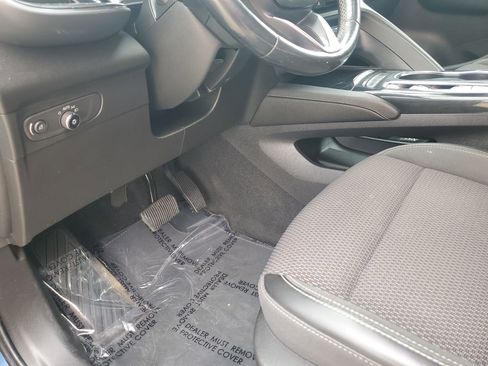 Used 2022 Buick Envision Preferred FWD image 25