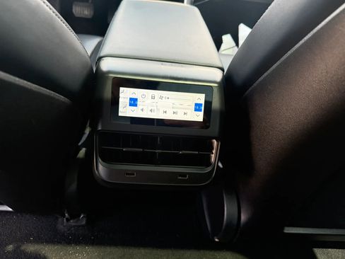Used 2019 Tesla Model 3 Long Range RWD image 5