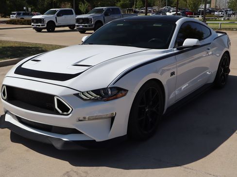 Certified 2020 Ford Mustang GT Premium w/ Black Accent Package RWD image 8