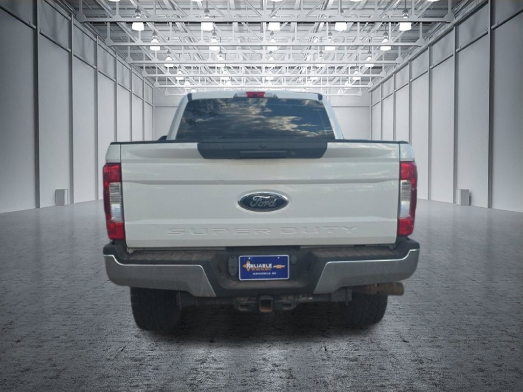 Used 2017 Ford F250 XL w/ STX Appearance Package AWD/4WD image 8