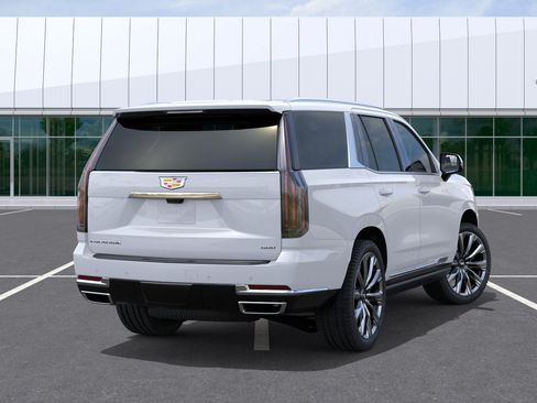 New 2026 Cadillac Escalade Luxury w/ Touring Package AWD/4WD image 4