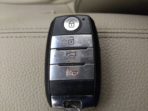 Used 2014 Kia Sorento EX w/ EX V6 Touring Package image 32