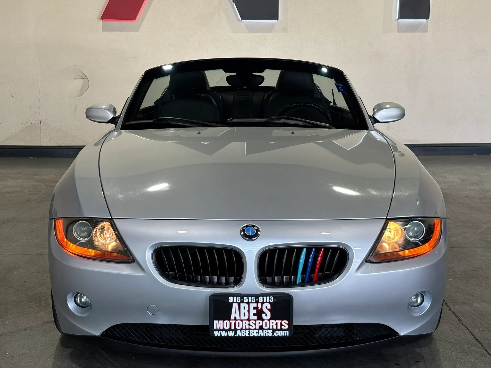 Used 2003 BMW Z4 2.5i RWD image 8