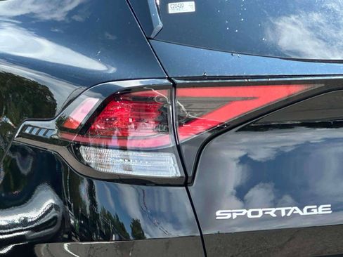 Used 2024 Kia Sportage X-Line AWD/4WD image 9