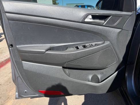 Used 2019 Hyundai Tucson Night image 14