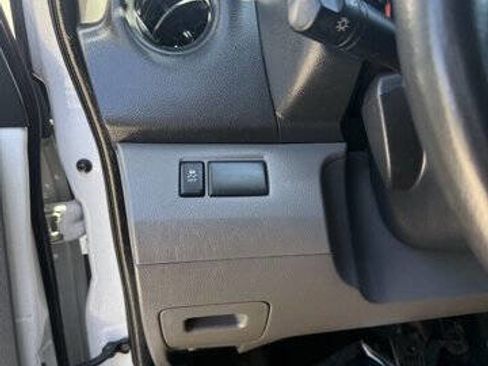 Used 2018 Nissan NV200 S FWD image 14
