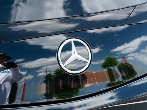Used 2024 Mercedes-Benz CLE 300 4MATIC Cabriolet image 18