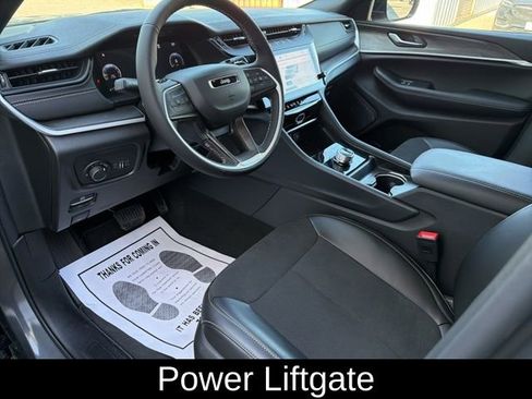 New 2026 Jeep Grand Cherokee Altitude RWD image 19