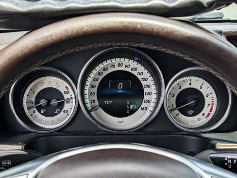 Used 2015 Mercedes-Benz E 350 4MATIC Sedan w/ Premium 1 Package image 23