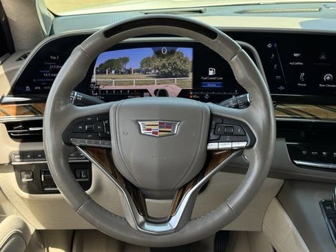 Used 2023 Cadillac Escalade ESV Sport Platinum AWD/4WD image 13