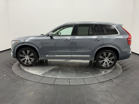 Used 2023 Volvo XC90 T8 Plus w/ Protection Package Premier AWD/4WD image 4