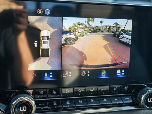 New 2026 Chevrolet Colorado ZR2 w/ Technology Package image 24