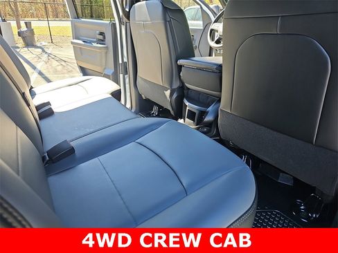 New 2024 RAM 5500 Tradesman w/ Chrome Appearance Group image 12