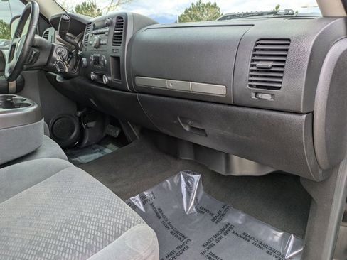 Used 2008 Chevrolet Silverado 1500 LT w/ Power Pack Plus AWD/4WD image 19