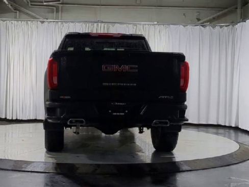Used 2025 GMC Sierra 1500 AT4 w/ AT4 Preferred Package image 7