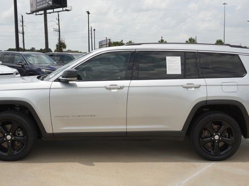 Used 2021 Jeep Grand Cherokee L Limited RWD image 6