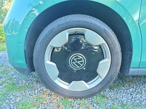 Used 2025 Volkswagen ID. Buzz Pro S Plus RWD image 6