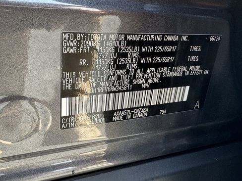 Used 2024 Toyota RAV4 LE FWD image 35