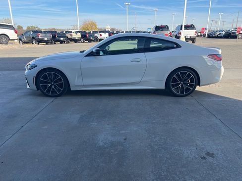 Used 2023 BMW 430i Coupe w/ M Sport Package image 8